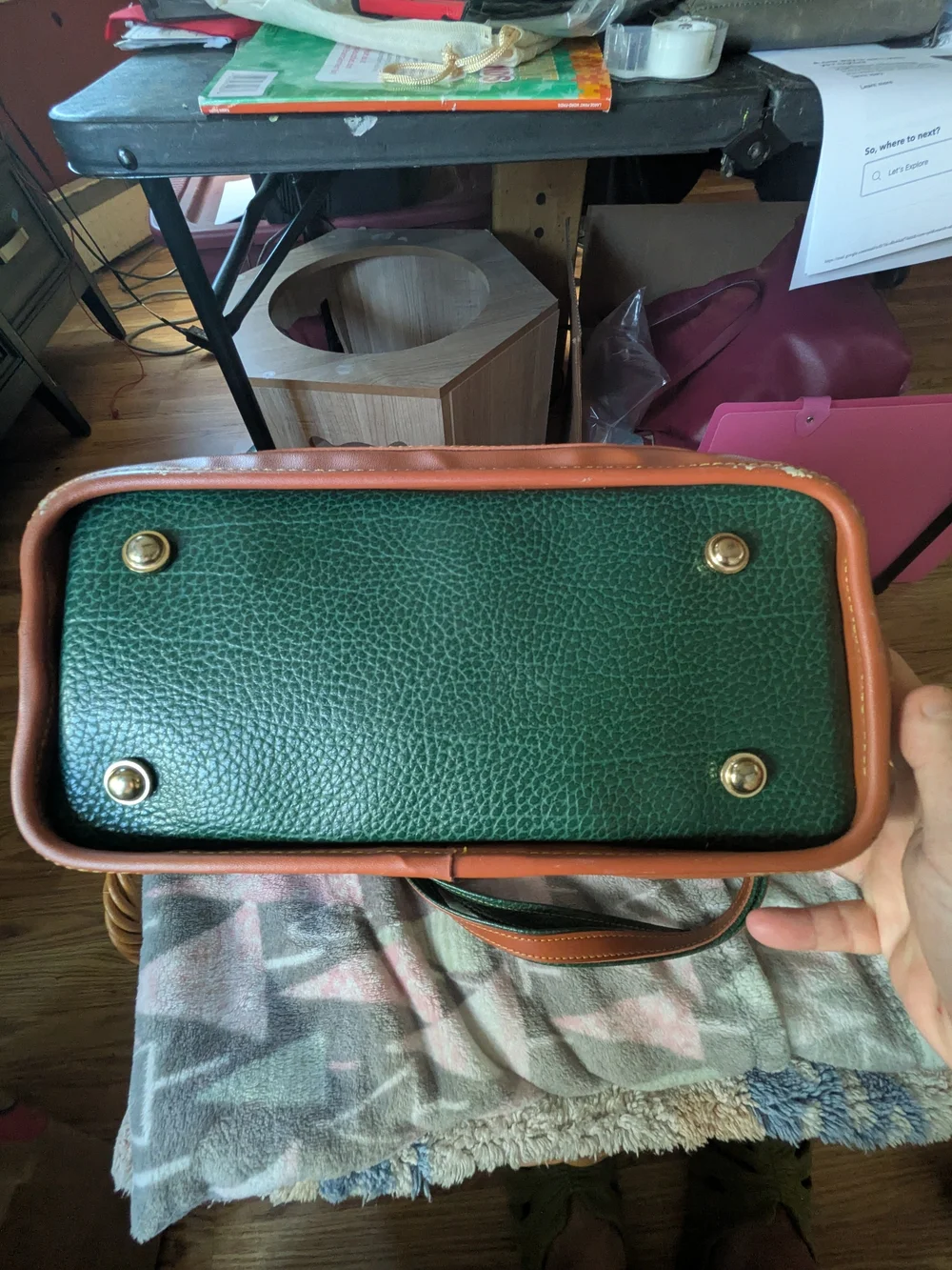 Carina Int structured green